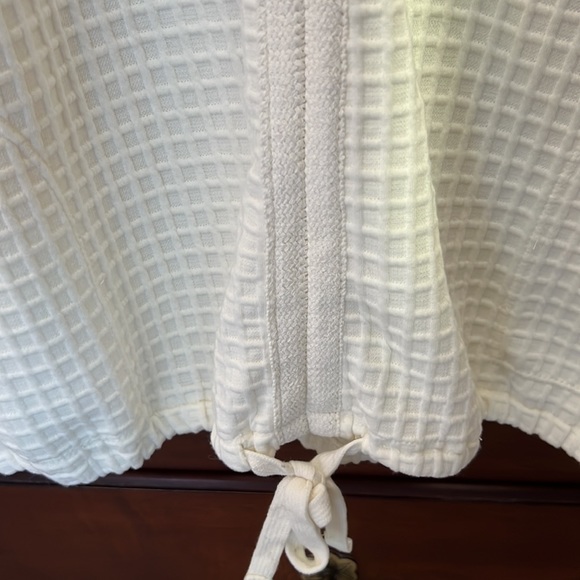 Max Studio Top NWOT - Picture 9 of 13